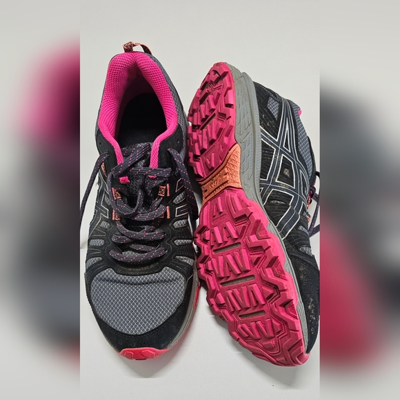 ASICS Women's Black and Pink Athletic Shoes - Picture 3 of 5